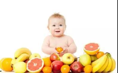 小孩吃雀仁瓜视频,小朋友的欢乐食光